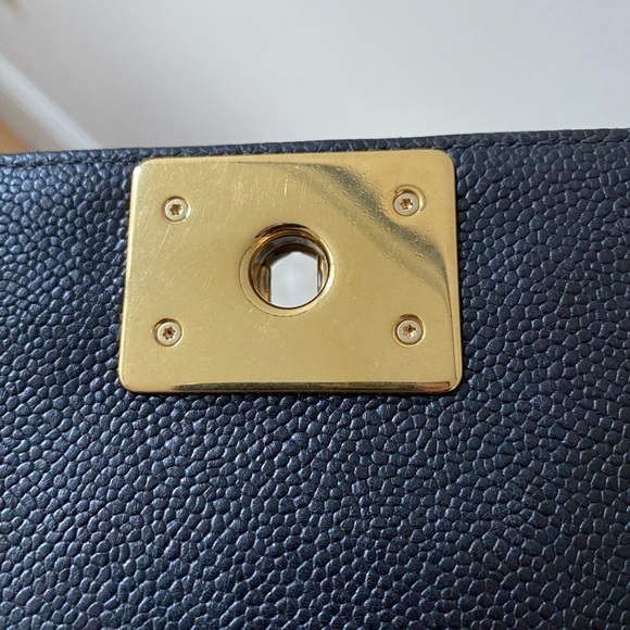 Chanel Medium Boy Handbag in Caviar Leather - Picture 9 of 13